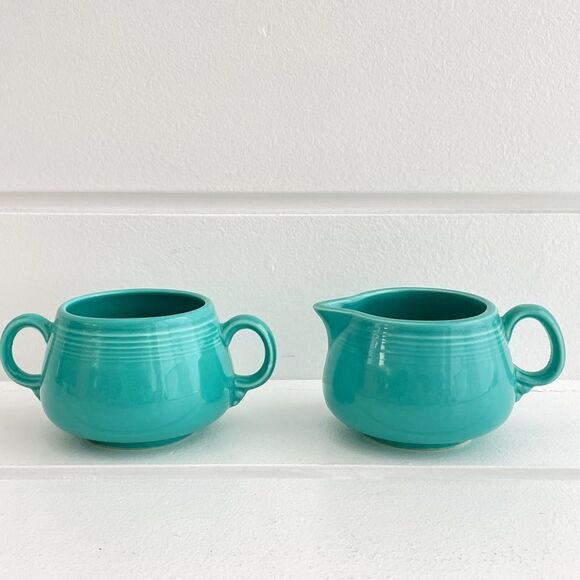 Fiesta Fiestaware Persimmon Figure 8 Tray With Turquoise Cream & Sugar Bowls - Picture 6 of 9